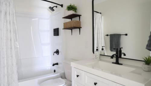 5-BR Serene Retreat Near CLE* Dogs welcome! - Photo 5