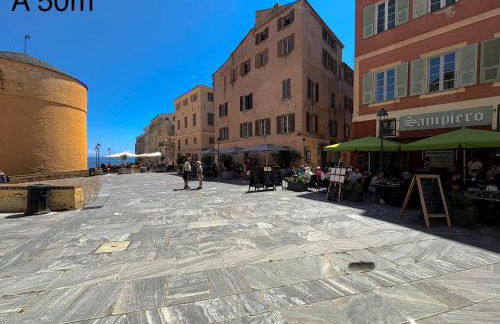 Ideal location triplex centre-ville Bastia - Photo 9