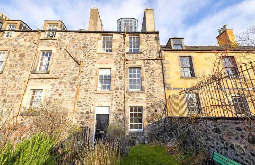 JOIVY Beautiful apartment, private garden, Calton Hill - Foto 80