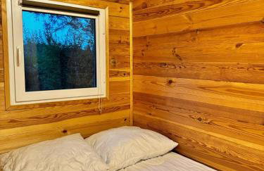 Domek nad jeziorem z własnym pomostem - Foto 11