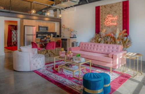 Maltby Motors 3 - Low Rider Loft near Downtown - Foto 17