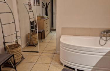 Petite maison au cœur du village - Foto 19