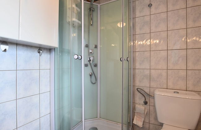 Luxury Holiday Home With Sauna - Photo 42