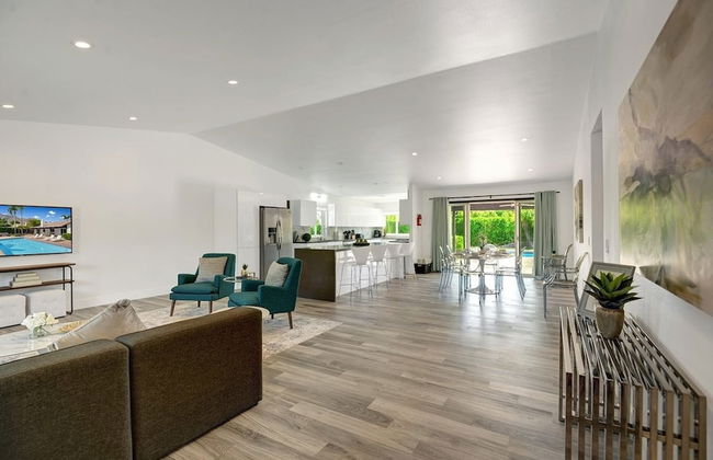 Catalina by Avantstay Fully Remodeled Palm Springs Haven Pool Permit 3432 - Foto 5