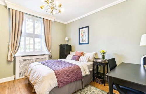 Homely 2 Levels Flat w Private Garden - Photo 10