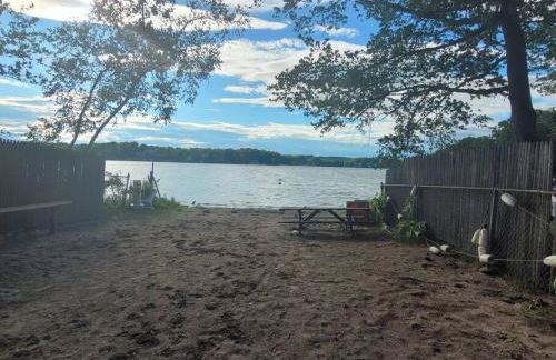 Lake Congamond Suffield House - Foto 2