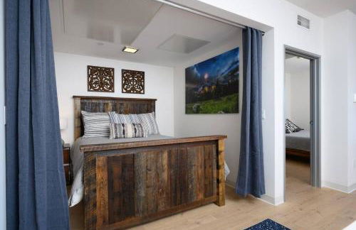 Stylish SoBo Condo - Steps to Main St - Foto 3