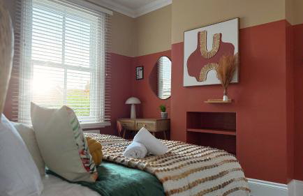 London Acton - hot tub, cinema, games & arcade - Foto 5