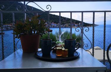 Kassi's seaside escape - Photo 12