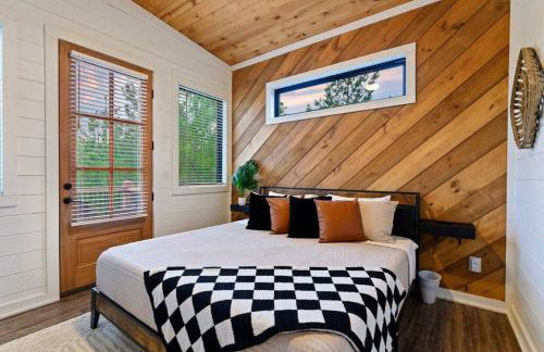 Luxury Winter Cabin! Hot Tub - Fire Pit - Decks - Game Room - Foto 7