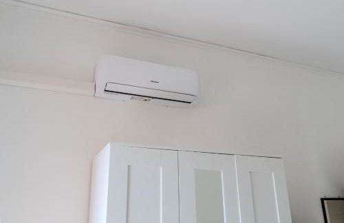 Beach 5 minutes away - Comfort Free Wifi & AC - Foto 8