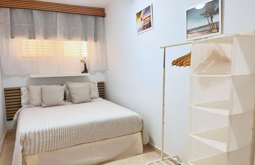 Sunset By The Sea - Modern Apartment with Ocean Views - Foto 14