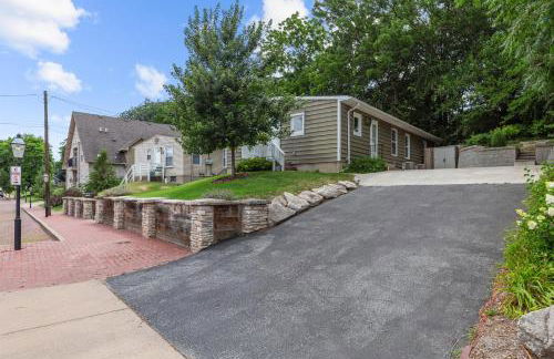 Charming Duplex on Main - Foto 31