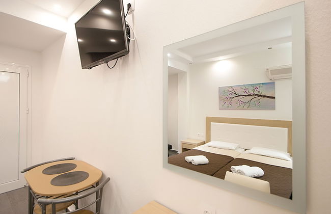 VILLA ALEXIS - Photo 1