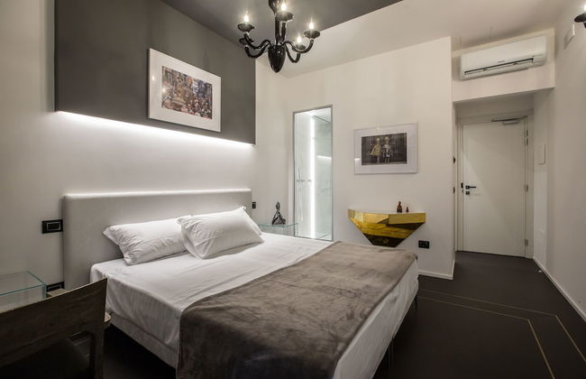 The Boutique Napoli Suite - Photo 17