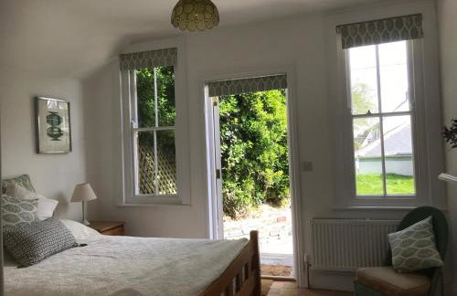 The Moorings - Just a few metres from the sea! - Photo 21