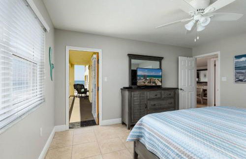 Beachfront Great Views King Bed Heated Pool Balcony - 301 - Foto 14