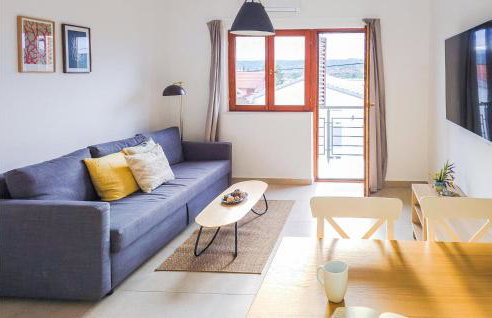 2 Bedroom Awesome Apartment In Krusevo - Foto 3