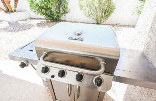 Spacious Henderson Hidden Gem! - Foto 20