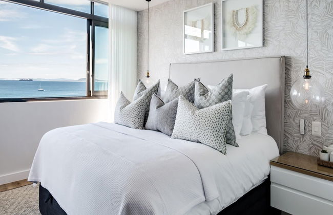 Magical Apartment w Uninterrupted Ocean Views Mouille Views - Photo 17