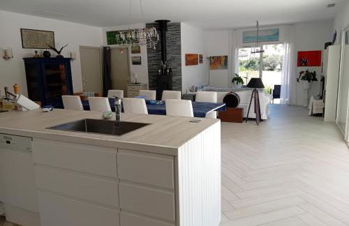 La vie en rose, villa with a view - Foto 11