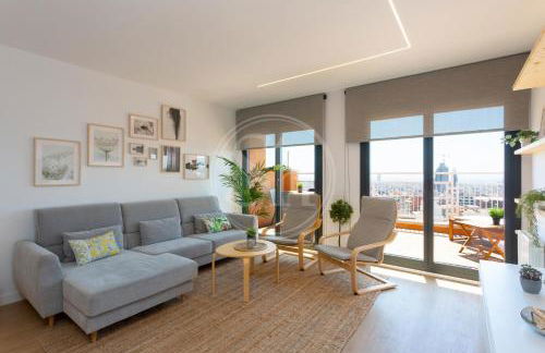 Maravilloso alojamiento con vistas a Barcelona - Photo 1