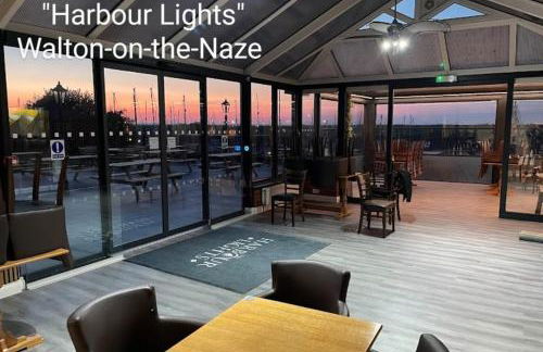 The Pink Lady with games table - Foto 50