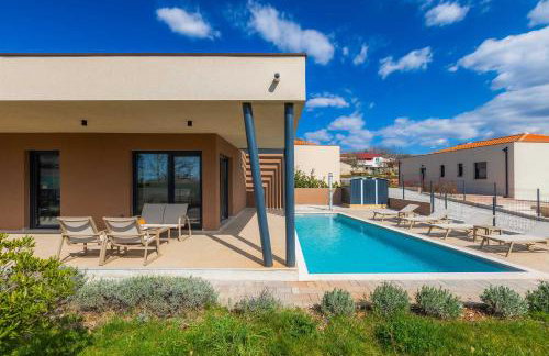Vila Kumpanija with Pool by Vacay Villas - Photo 41
