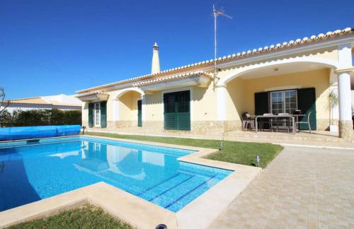 Bonita Moradia c/ Piscina em SAGRES - Foto 7