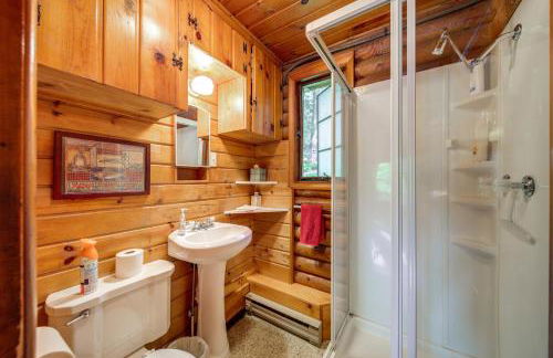 Waterfront Newport Vacation Rental on Sacheen Lake - Foto 15