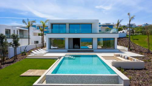 Peralta Beach - Award Winning Exquisite Dream Villa with Infinity Pool - Photo 3, Garden, sunbed