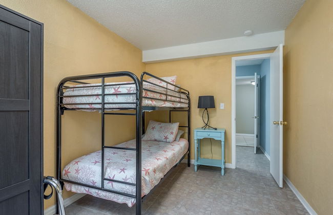 Great 6BR for All Ages/Heated Pool 5 Min to Beach by RedAwning - Foto 4