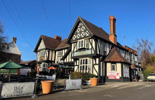 Stylish cottage in vibrant riverside village - Foto 22