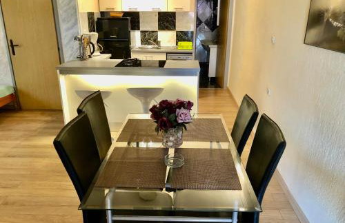 Apartments Pine & Oak with shared seasonal hot tub - Photo 26