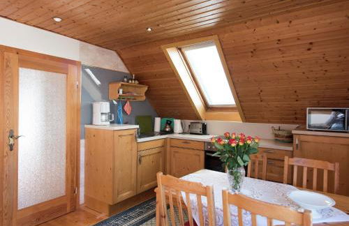 Einladende Ferienwohnung mit Außenpool - Foto 9