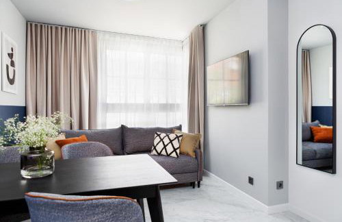 H11 Aparthotel - Photo 30