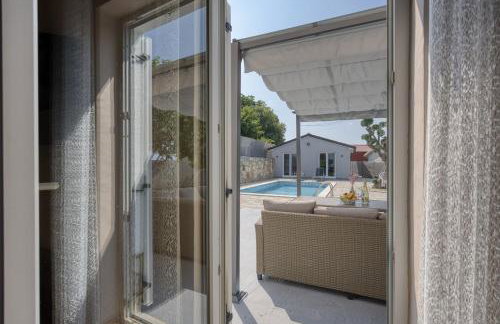 Romantic Studio Apartment with Private Pool - Foto 23