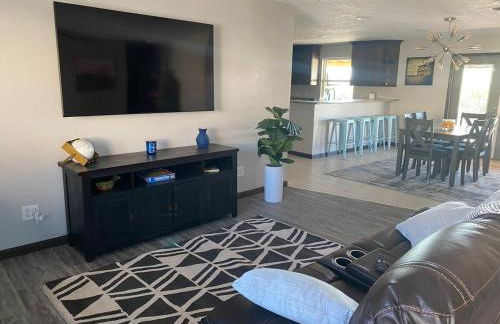 GREAT LOCATION! Beautiful city views! - Foto 13