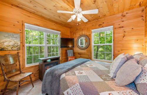 Serenity Escape Treehouse on 14 acres near Little River Canyon - Foto 47