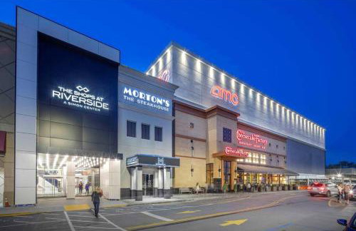 Stylish 1br Unit. Parking. Easy Ride to NYC - Photo 33