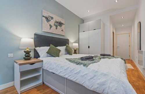 Spacious Central Leeds Flat - Sleeps 8 - City Centre - Foto 1