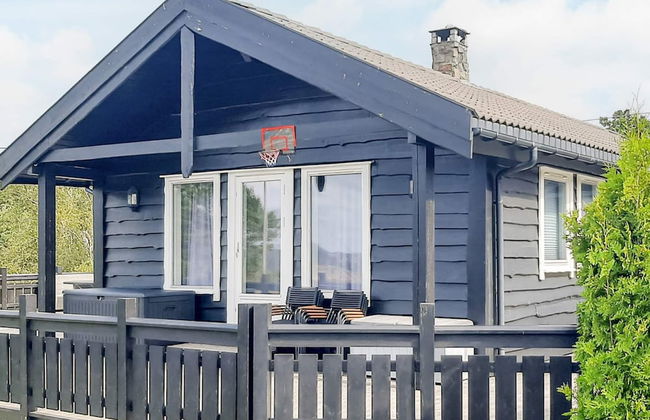 8 Person Holiday Home in Lyngdal - Foto 1