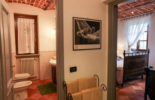 Casa per 6 con AC nel verde del Monferrato, giardino e barbecue - Foto 17