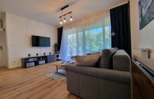 Aurum Apartment - Photo 13