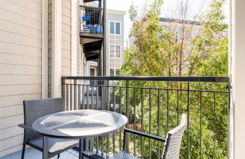 Blueground Emeryville pool nr Bay Street Park SFO-1989 - Foto 5