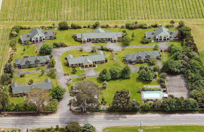 Vintners Retreat - Photo 1