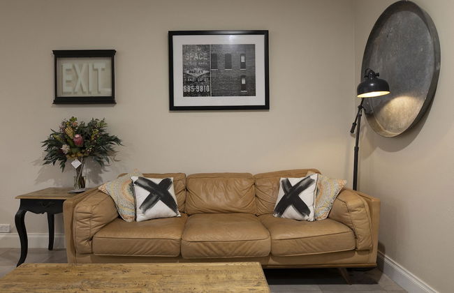 The Retreat at Stirling - Photo 17