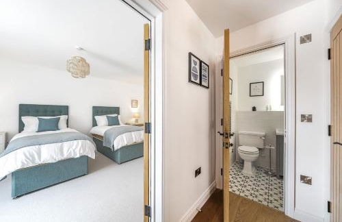 St Mary's Barn - Photo 26