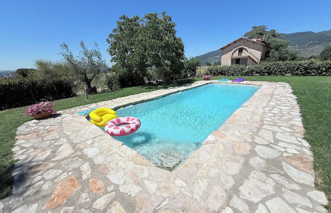 Spoleto Biofarm-sleeps 8 Guests-salt Water Pool-beautiful-exclusively Yours-wifi - Photo 50