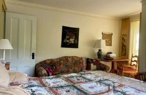 Artful Lodging & Retreats - Photo 21